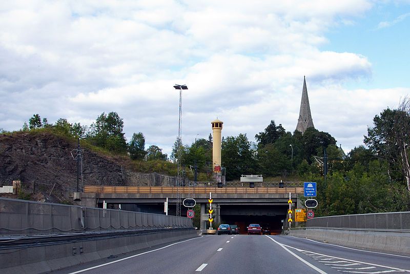 File:Vålerengtunnelen.jpg