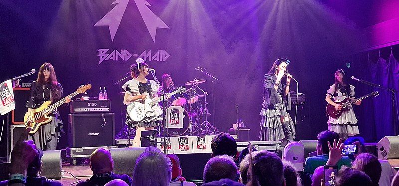 File:BandMaid Dallas 211022.jpg