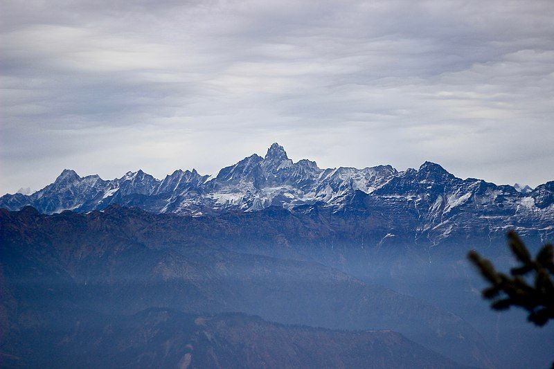 File:Gaurishankar Himal range.jpg