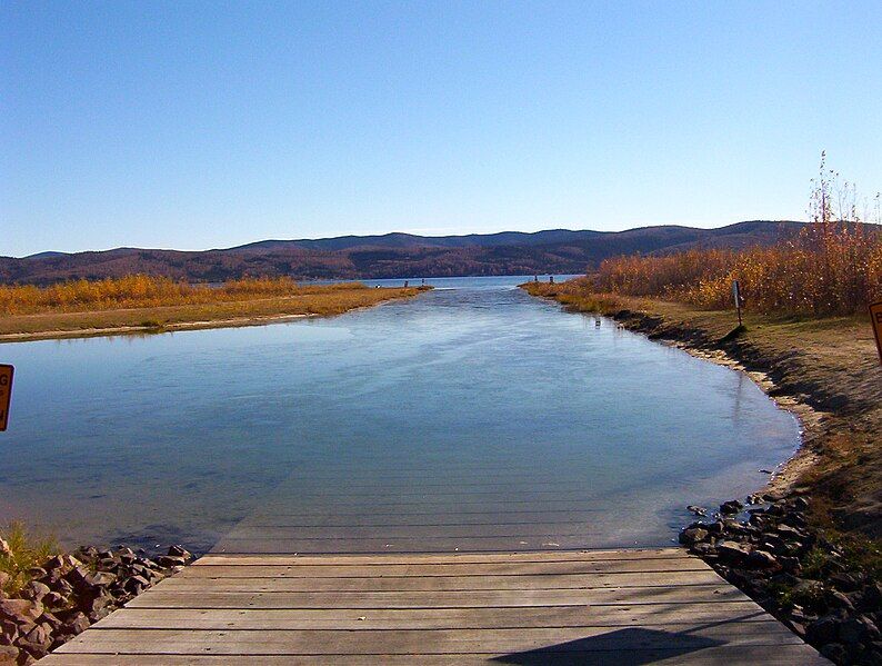 File:Hardingboatlaunch.JPG