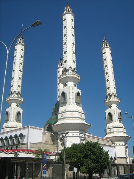 File:Masjid Agung Cilegon.jpg