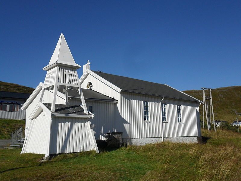 File:Skarsvåg kirke..jpg