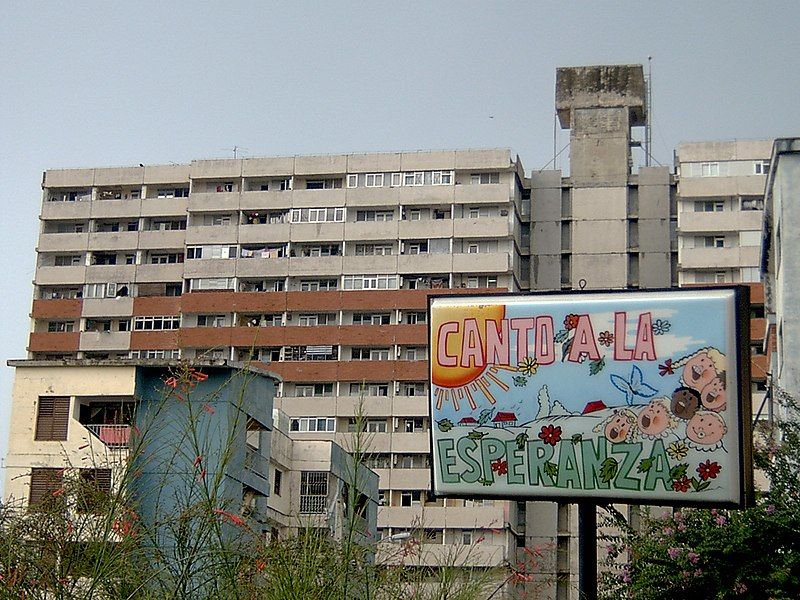 File:Suburbs of Havana.jpg