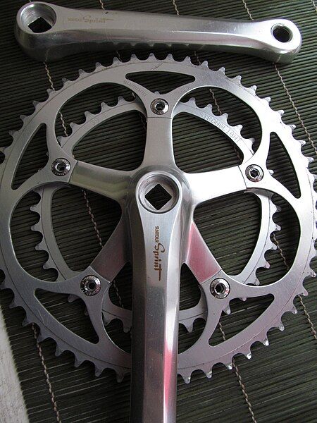 File:Suntour sprint crankset.jpg