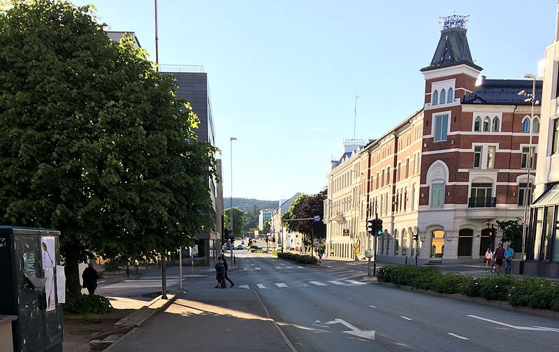 File:Vestre Strandgate, Kristiansand1.jpg