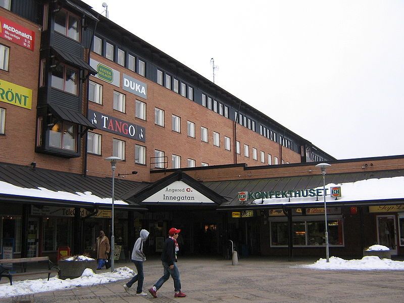 File:Angereds Centrum.jpg