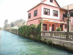 A house in Chosica next to the Rímac River