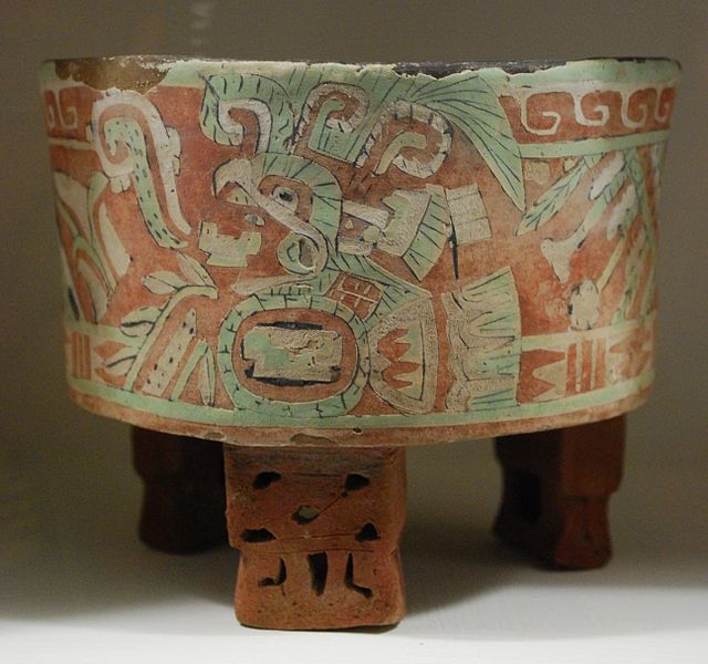 File:CeramicsDisplay12Anahuacalli.JPG