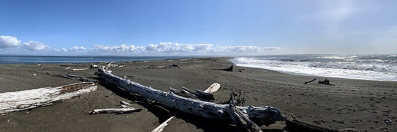 File:Damon Point beach.jpg