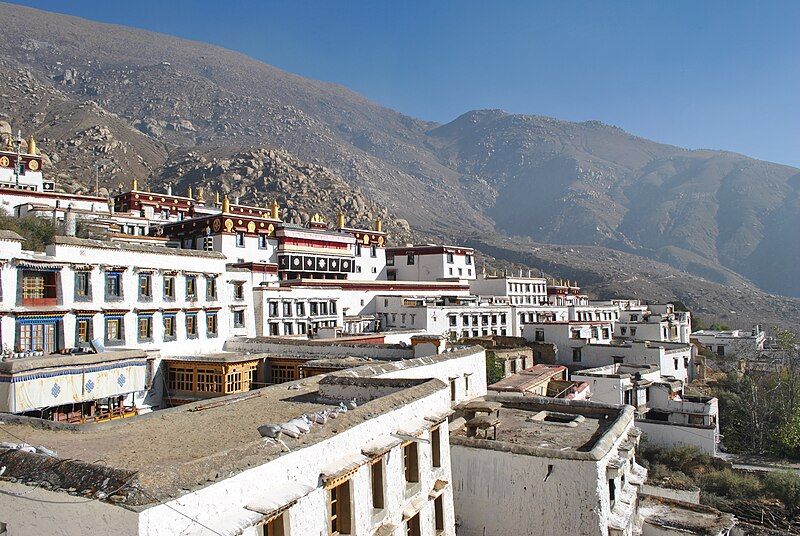 File:Drepung monastery view.jpg