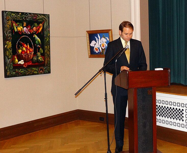 File:Eric-Ian-Hornak-Spoutz-Lecturing-Washington-County-Museum-of-Fine-Arts-2013.JPG