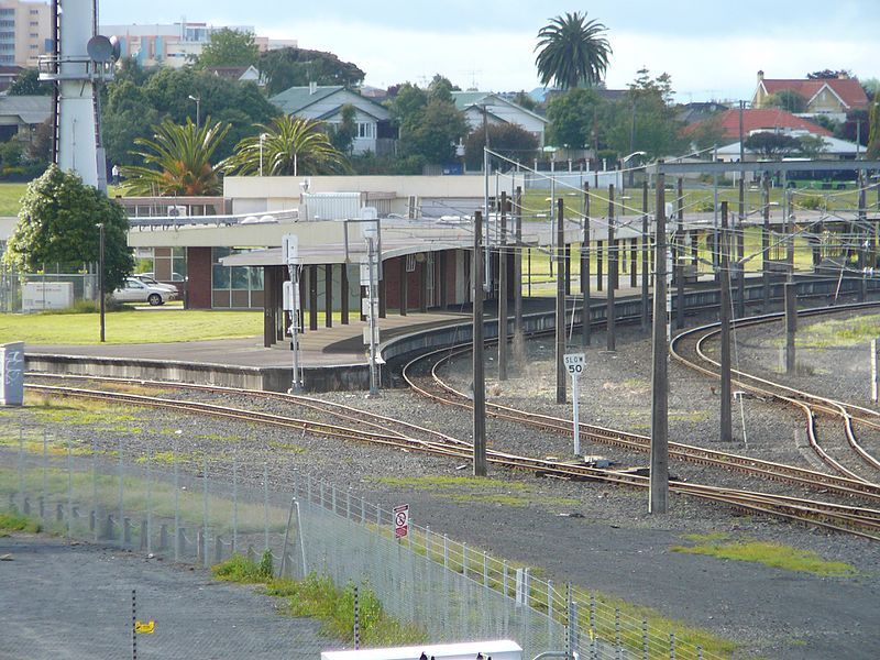 File:Hamilton railway station.jpg