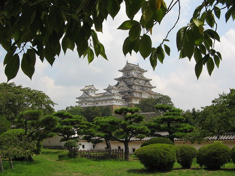 File:Himeji castle.JPG