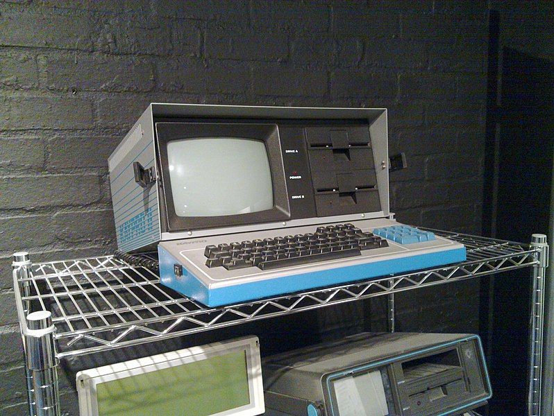 File:Kaypro II.jpg