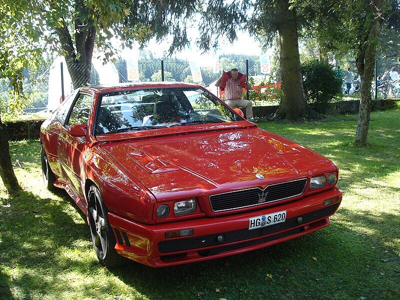 File:Maserati Shamal Front.jpg