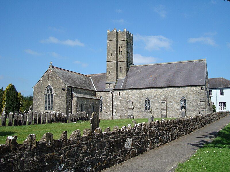 File:MultyfarnhamFriary.JPG