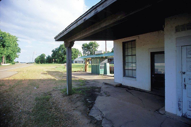 File:Nitta Yuma, Mississippi.jpg