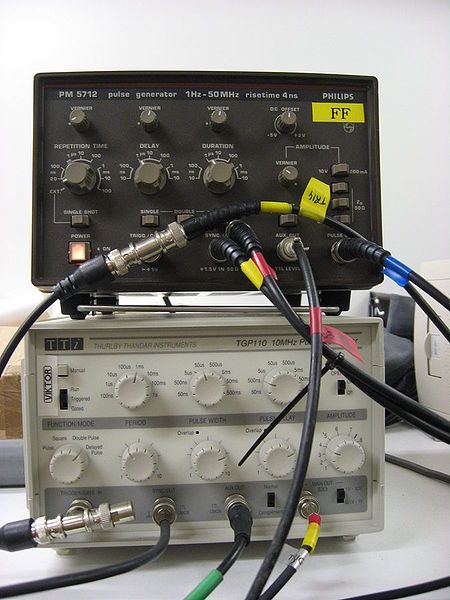 File:Pulse generators.jpg