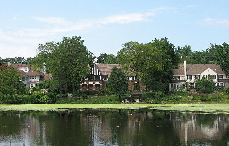 File:Shaker Heights Houses.jpg