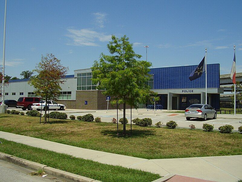 File:SouthCentralPoliceStationRonaldMcNairHoustonTX.JPG