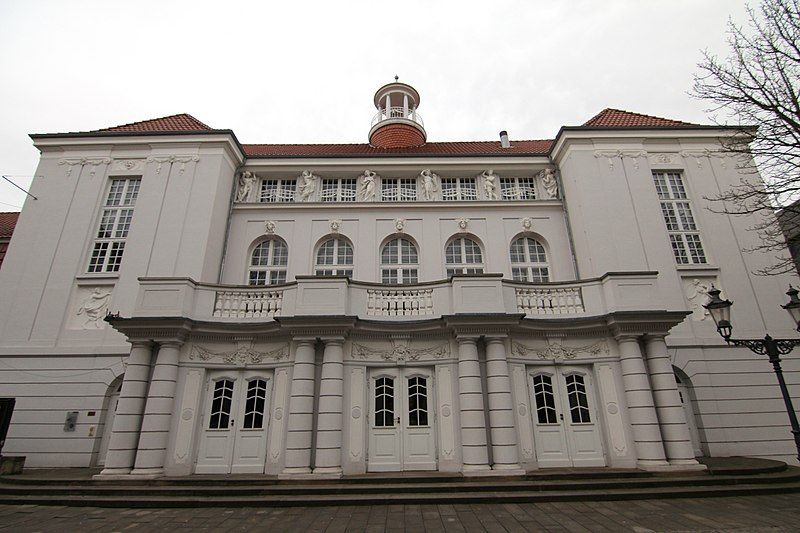 File:Stadttheater Minden Westf.jpg