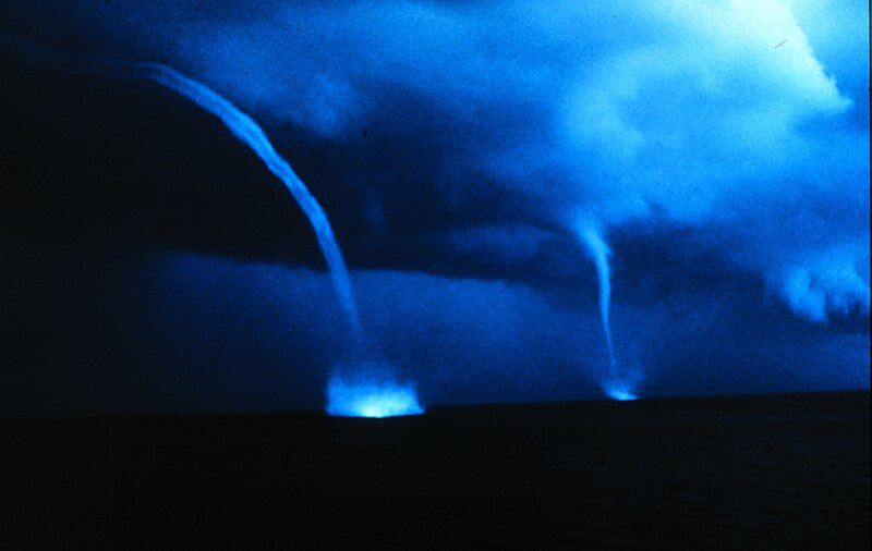 File:Waterspout noaa00307.jpg