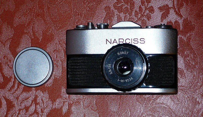 File:Black Narciss camera.JPG