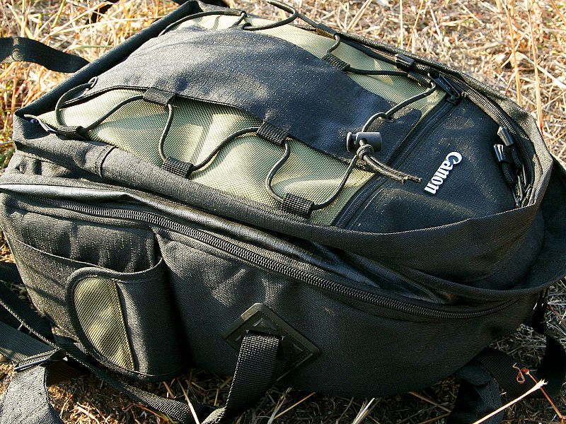 File:Canon-Deluxe Backpack-200-EG.jpg