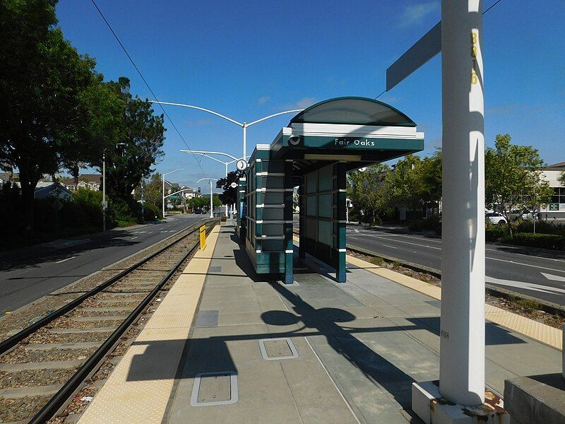 File:Fair Oaks station.jpg