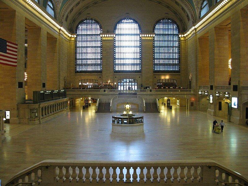 File:GrandCentralTerminalEmpty.jpg