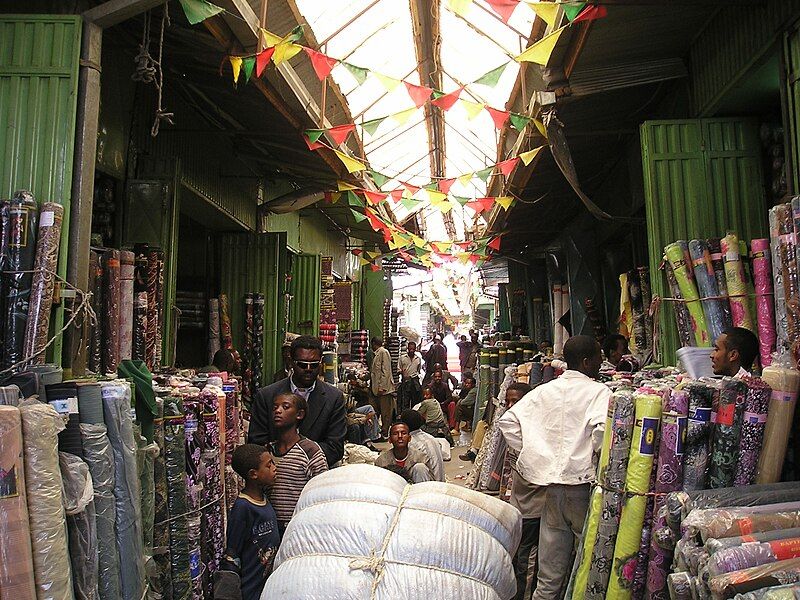 File:MercatoAddisAbeba08.jpg