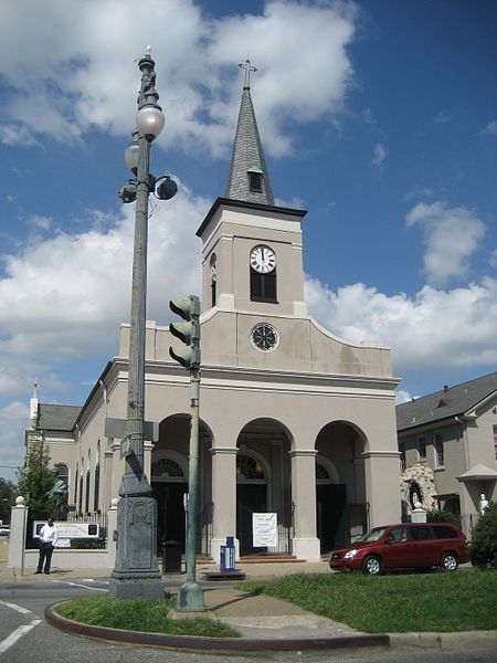 File:RampartOurLadyOfGuadalupeNoonOct07.jpg