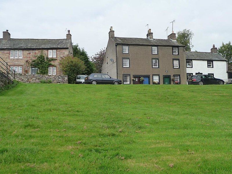 File:School Hill, Askham.jpg