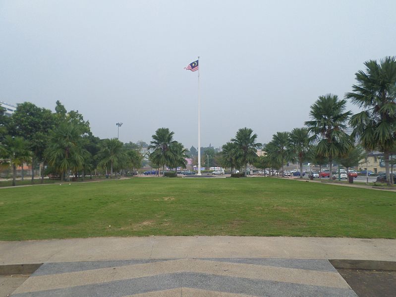 File:Seremban Square.JPG