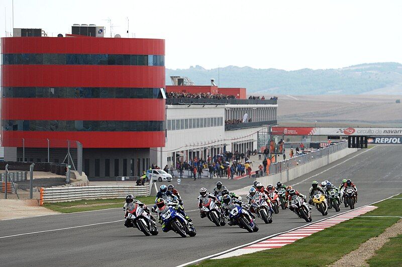 File:Superbike Start Navarra.jpg