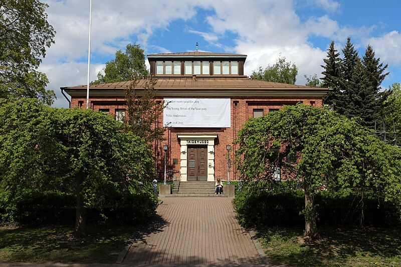 File:Tampere, taidemuseo.JPG