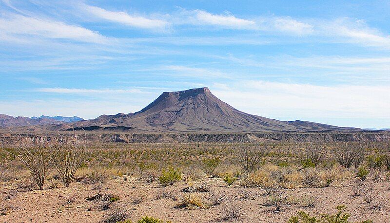 File:Tule Mountain, Texas.jpg