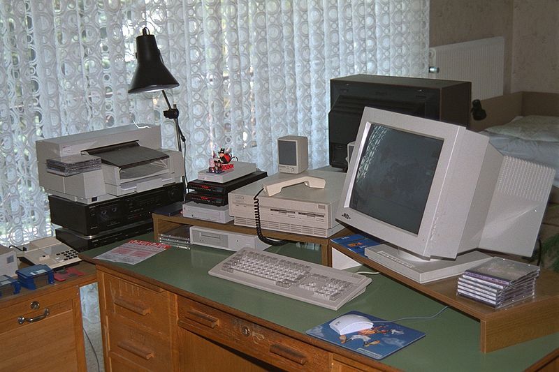 File:Amiga3000UX.jpg