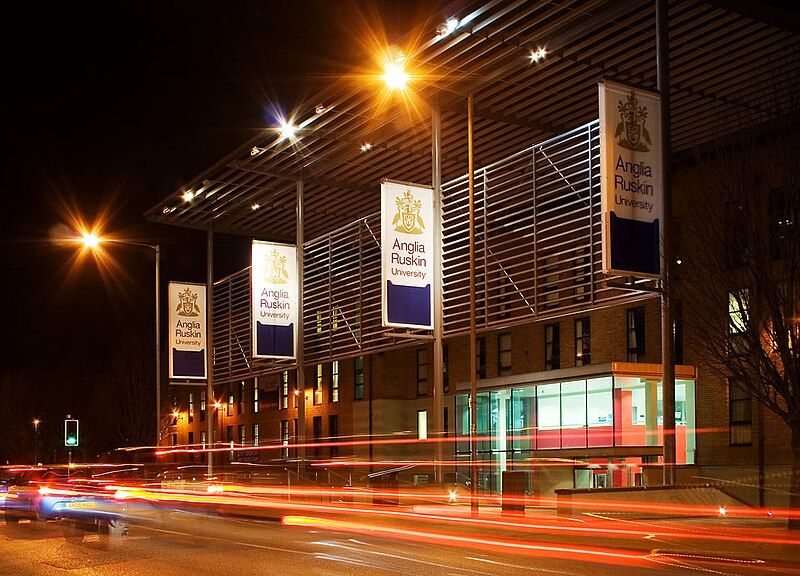 File:Anglia Ruskin University.jpg