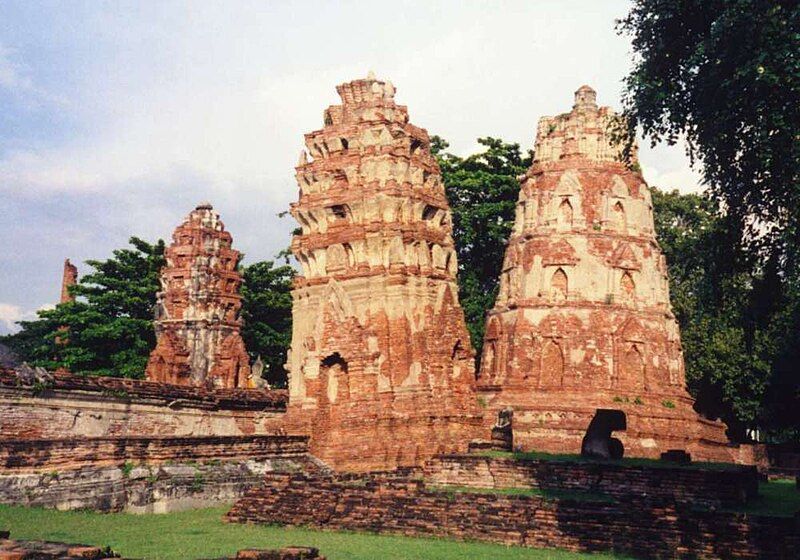 File:Ayutthaya Wat Mahatat.jpg