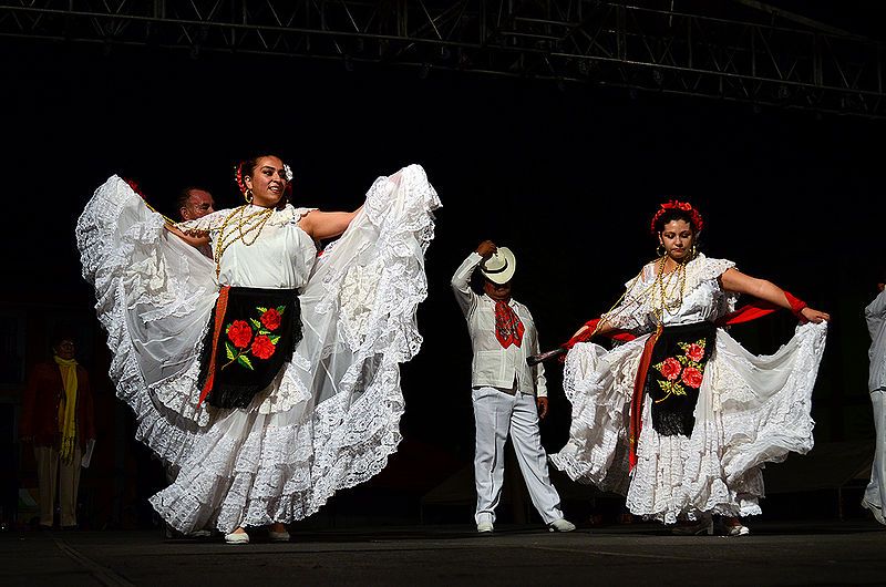 File:Baile jarocho 2.jpg