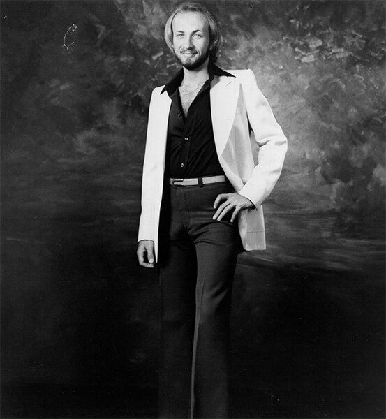 File:Bobby Caldwell 1976.jpg