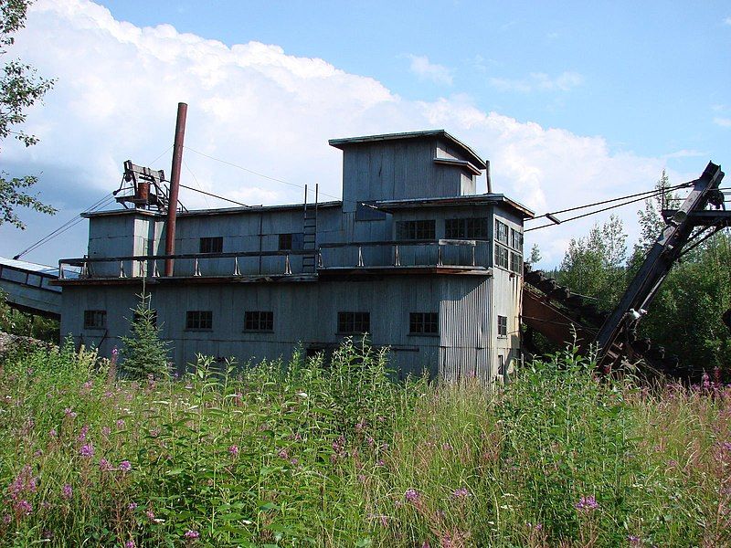 File:Coal Creek Dredge.jpg