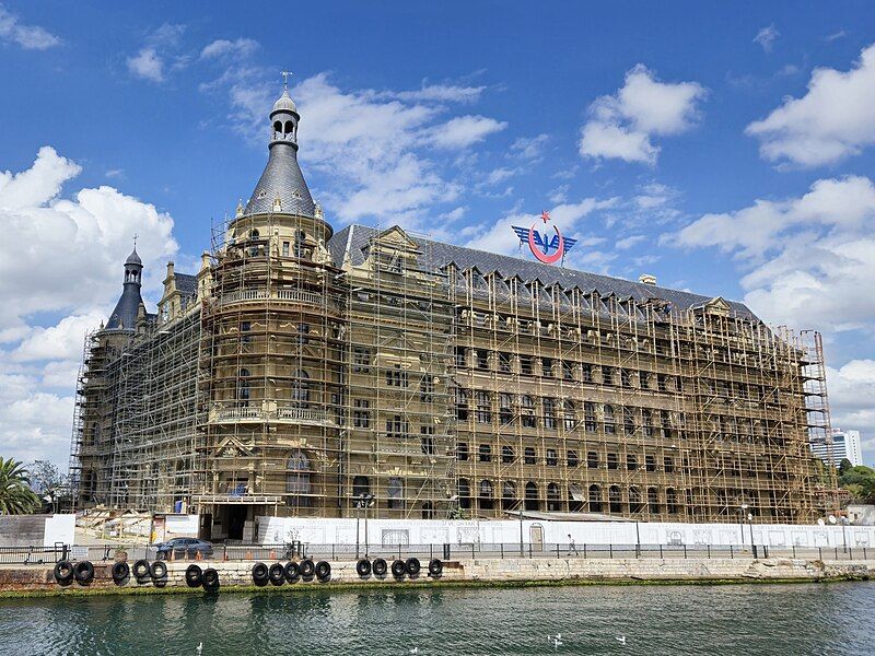 File:Haydarpaşa (2024).jpg