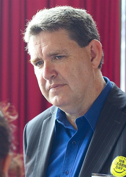 File:Ken Travers.jpg