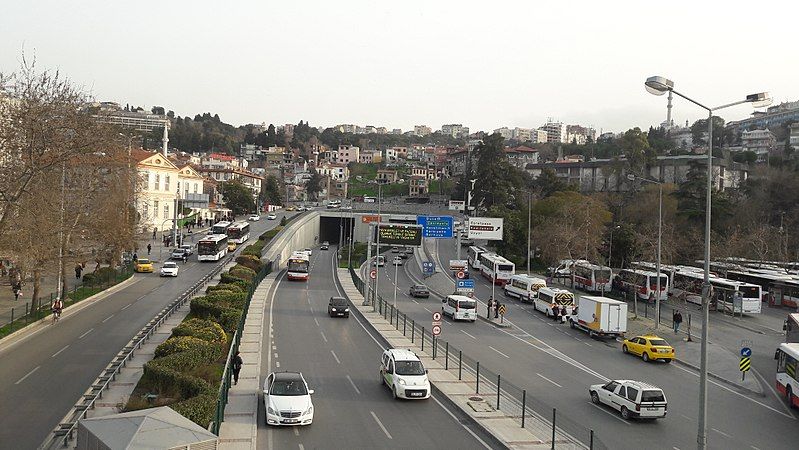 File:Konak Tunnel.jpg