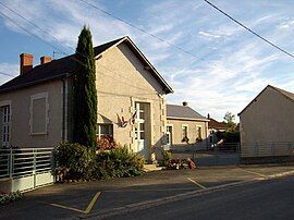 The town hall in Bouesse