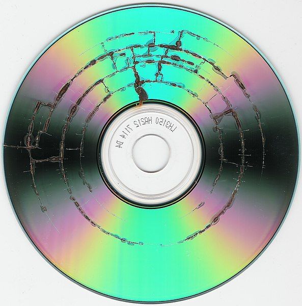 File:Microwaved-CD.jpg