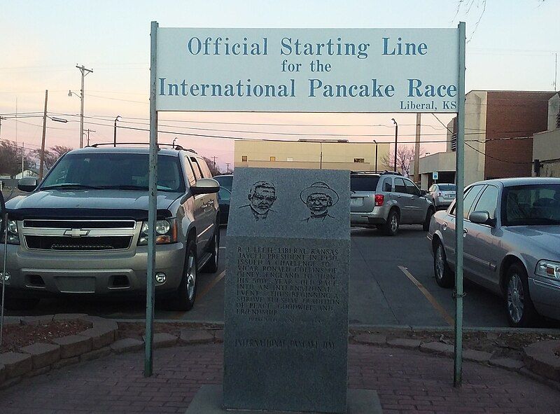 File:Pancake Start Line.jpg