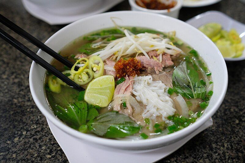 File:Phở bò (39425047901).jpg